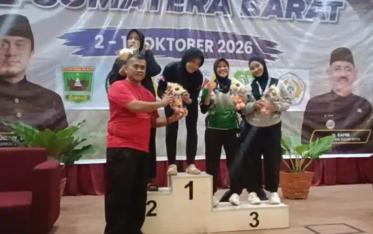 Kontingen Ikatan Pencak Silat Indonesia (IPSI) Kota Padang tampil sebagai juara umum cabang olahraga pencak silat pada Pekan Olahraga Provinsi (Porprov) XVI Sumatera Barat 2026.