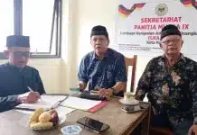 Menuju Pelantikan 26 Oktober, Irwan Basir Perkuat Persiapan LKAAM Kota Padang Ketua Lembaga Kerapatan Adat Alam Minangkabau (LKAAM) Kota Padang terpilih, Irwan Basir, S.H., M.M., Dt. Rajo Alam, mematangkan persiapan pelantikan pengurus LKAAM Kota Padang masa bakti 2026–2031. Persiapan tersebut dibahas dalam rapat yang digelar di Kantor LKAAM Provinsi Sumatera Barat, Kamis (15/10/2026).
